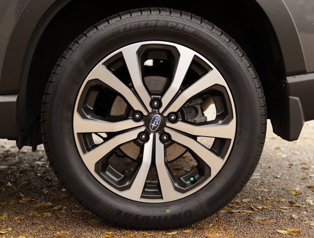 Used 2023 Subaru Forester Limited image 43