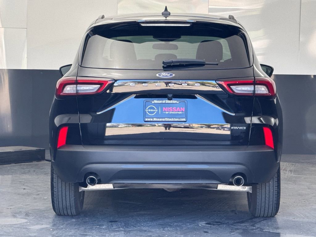 Used 2025 Ford Escape ST-Line AWD/4WD image 4