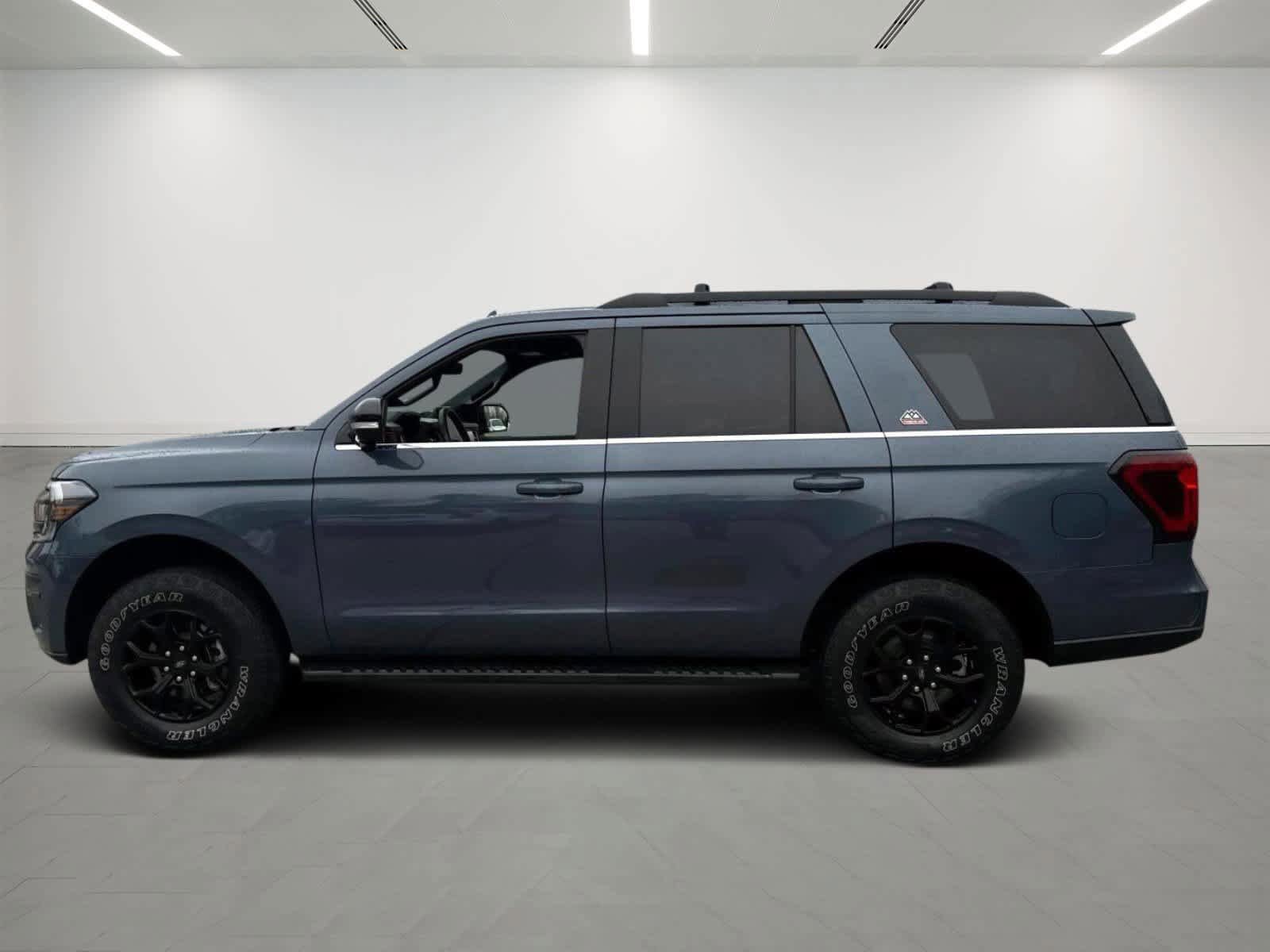 Used 2023 Ford Expedition Timberline AWD/4WD image 2