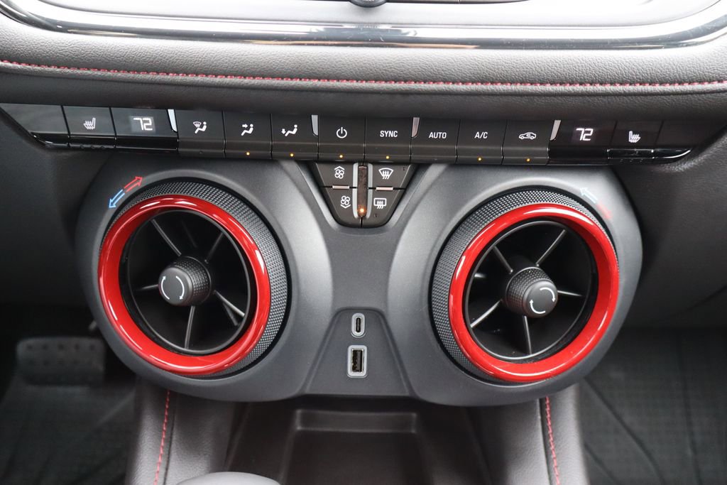 Used 2023 Chevrolet Blazer RS image 12