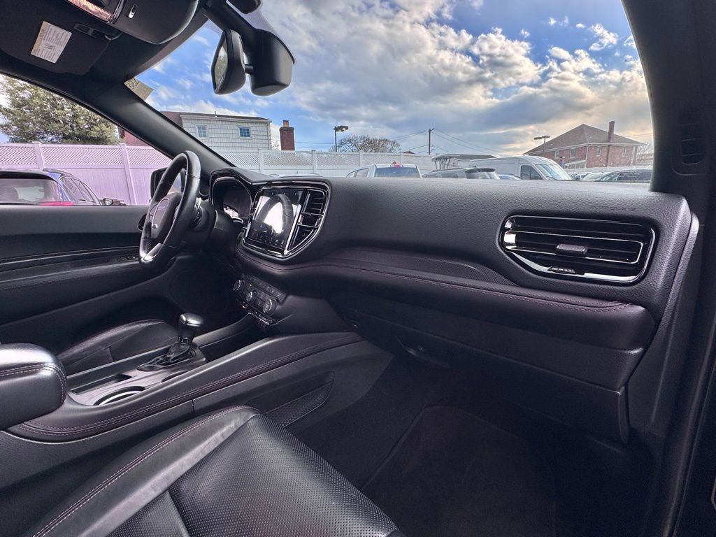 Used 2022 Dodge Durango R/T w/ Blacktop Package AWD/4WD image 18