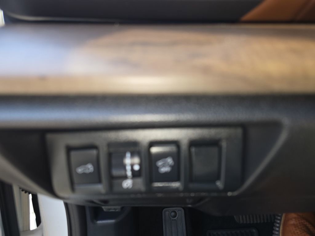 Used 2022 Subaru Outback Touring XT AWD/4WD image 26