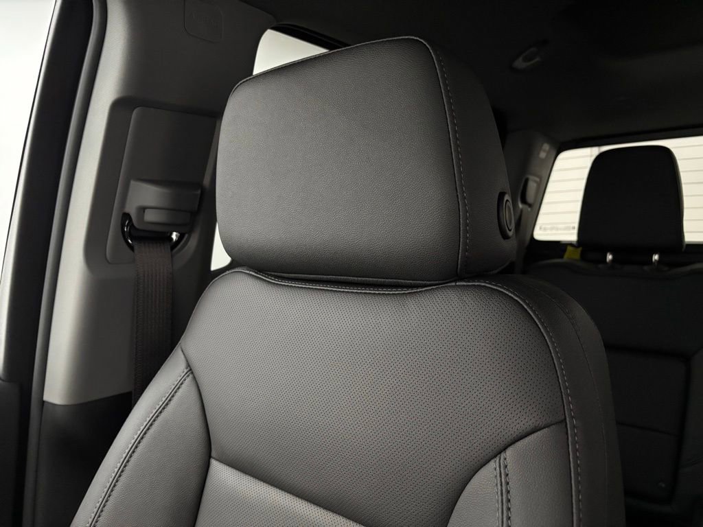 New 2026 GMC Sierra 1500 SLT w/ SLT Premium Plus Package image 44