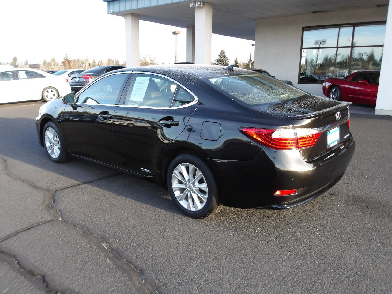 Used 2013 Lexus ES 300h FWD image 3