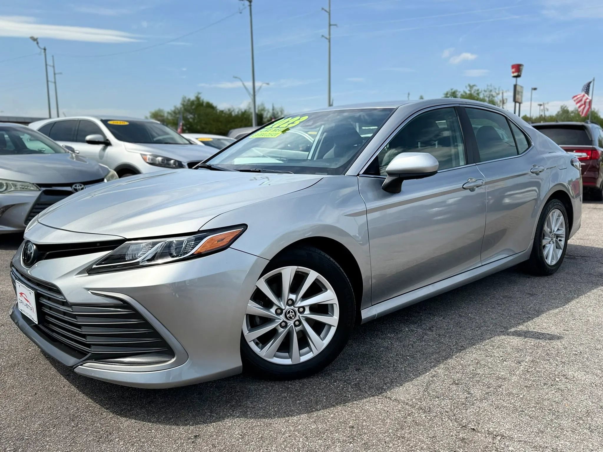 Used 2023 Toyota Camry LE image 7