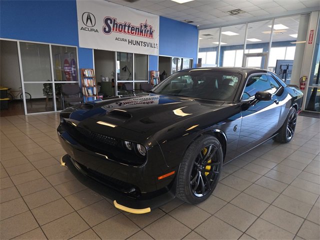 Used 2023 Dodge Challenger SRT Hellcat w/ Driver Convenience Group image 1