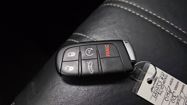 Used 2017 Chrysler 300 S AWD/4WD image 21