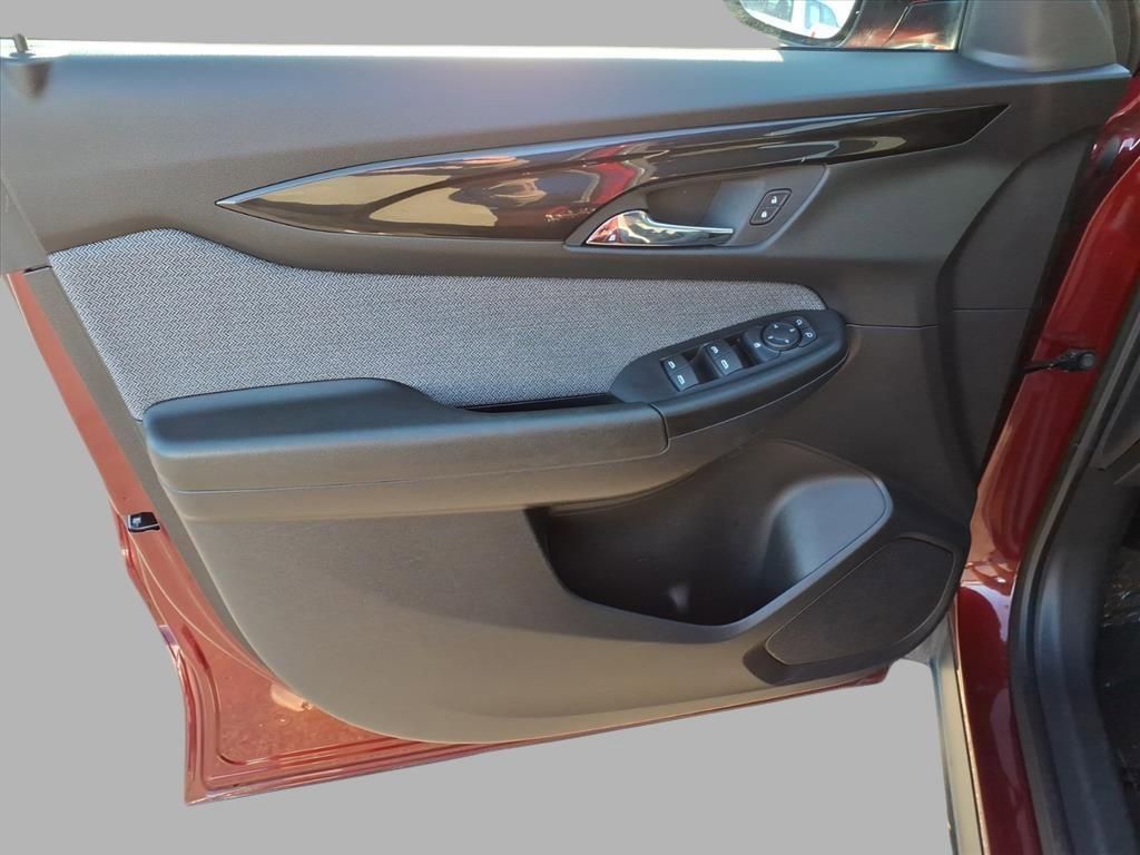 Used 2025 Chevrolet TrailBlazer LT image 11