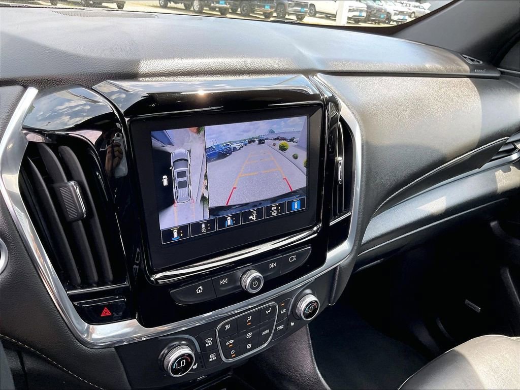Used 2023 Chevrolet Traverse LT w/ LT Premium Package AWD/4WD image 20