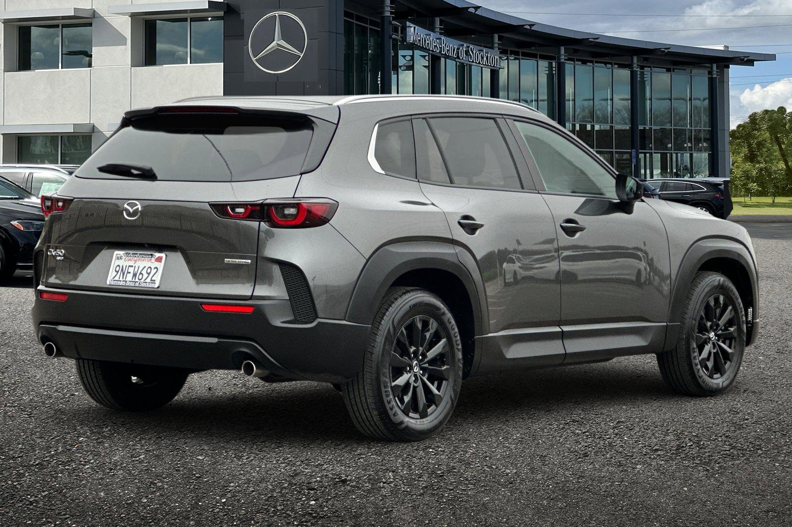 Used 2025 MAZDA CX-50 AWD 2.5 S w/ Preferred Package image 4