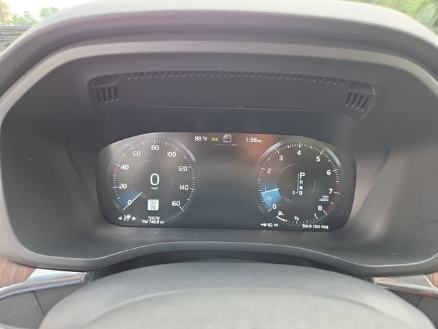 Used 2021 Volvo XC60 T6 Momentum AWD/4WD image 14