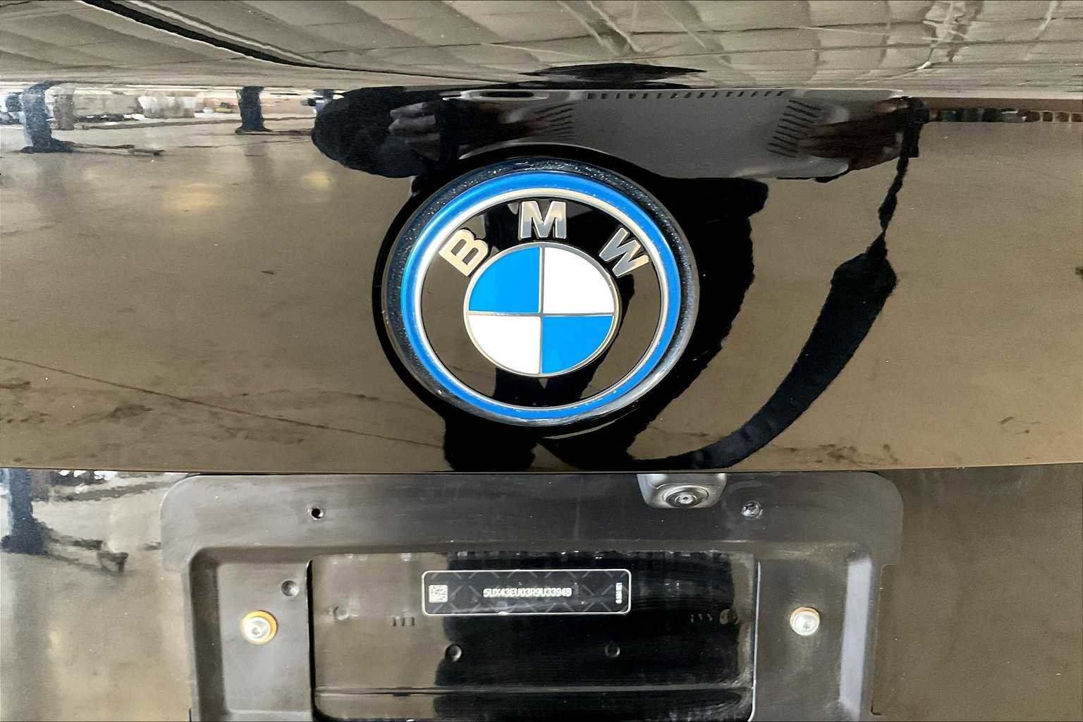 Certified 2024 BMW X5 xDrive50e w/ Parking Assistance Package image 31