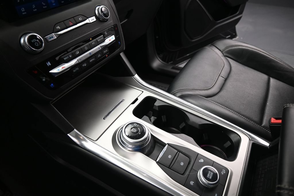 Used 2020 Ford Explorer ST w/ Premium Technology Package AWD/4WD image 18