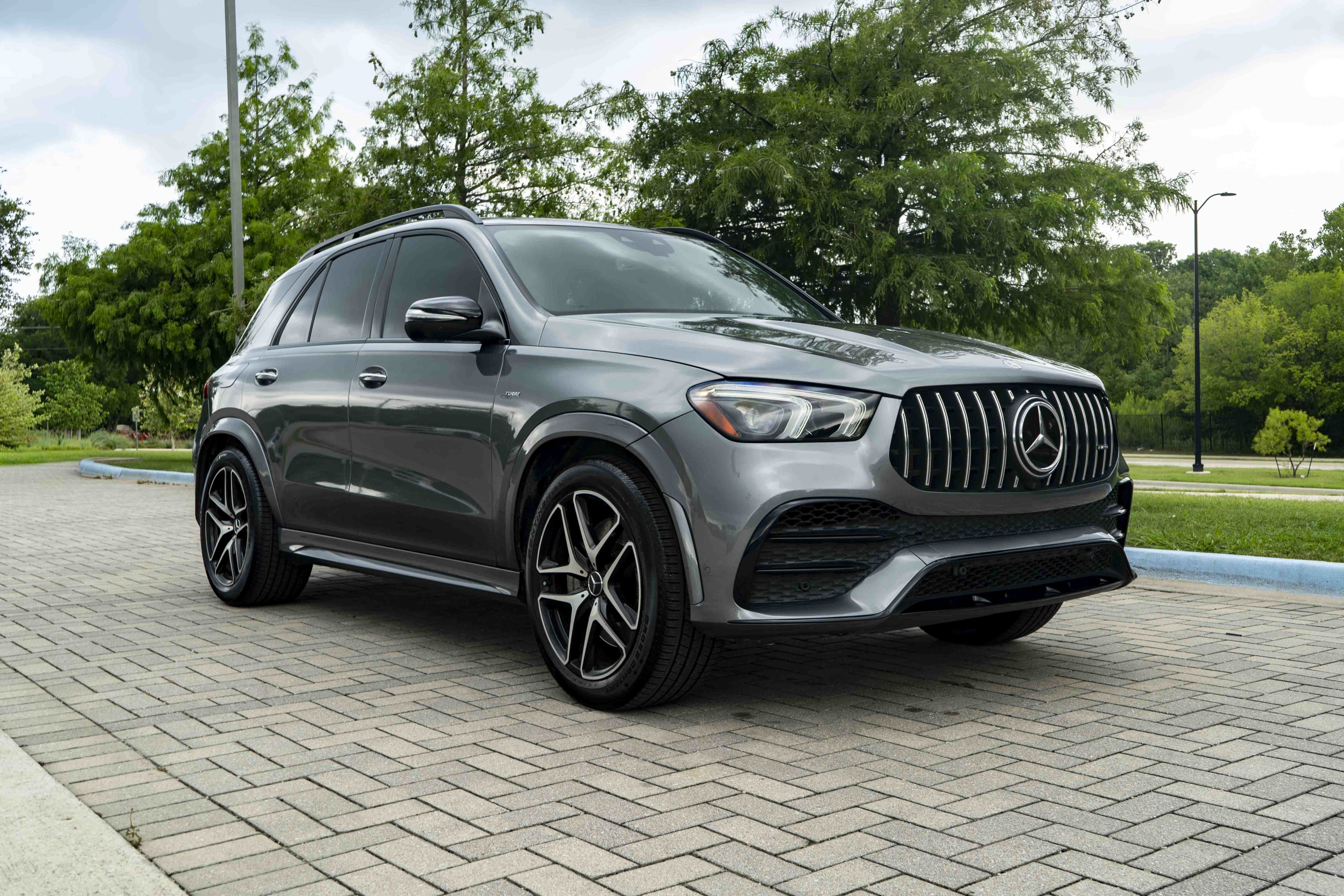 Used 2023 Mercedes-Benz GLE 53 AMG 4MATIC image 2