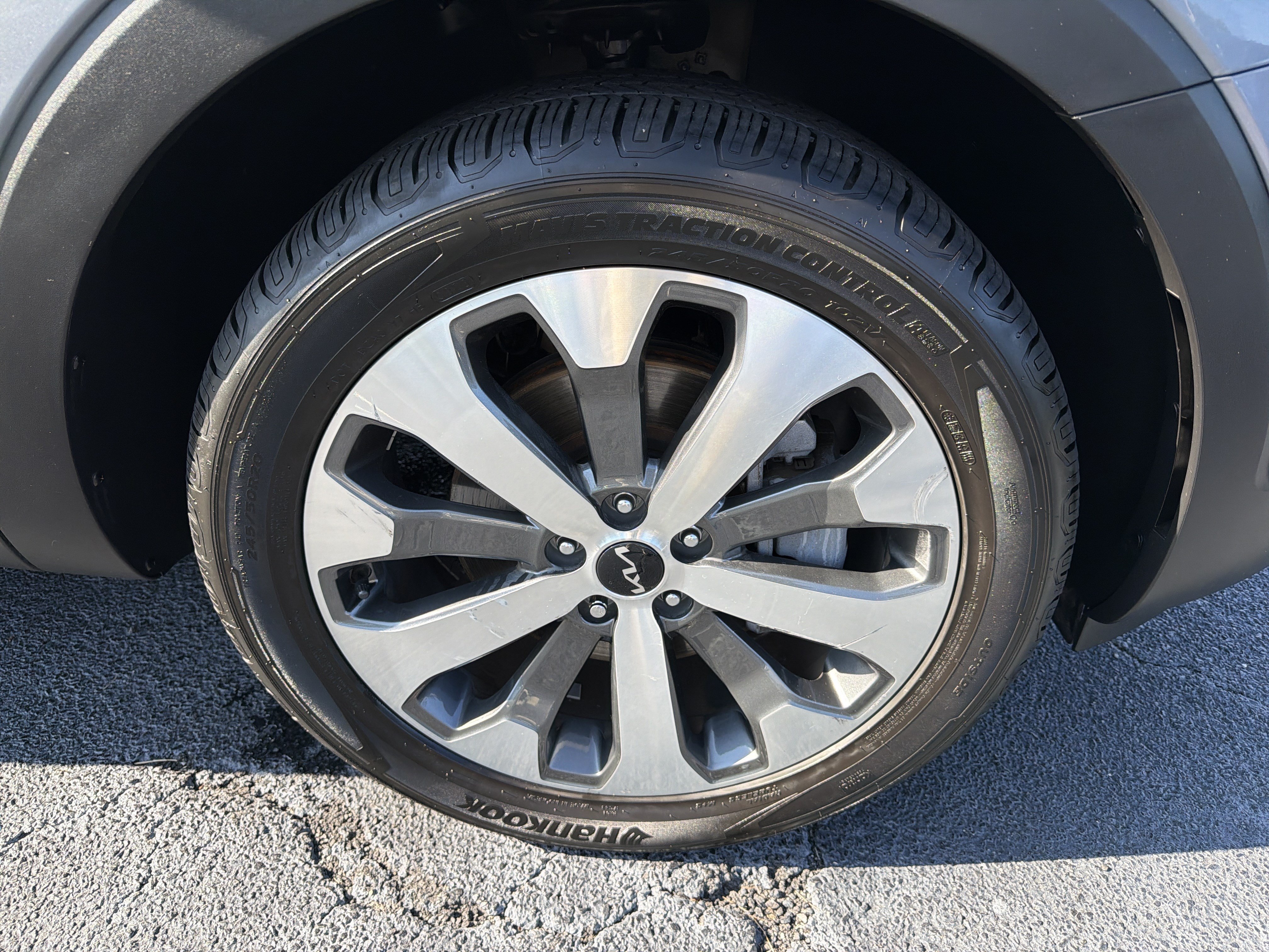 Used 2022 Kia Telluride EX w/ EX Premium Package FWD image 30