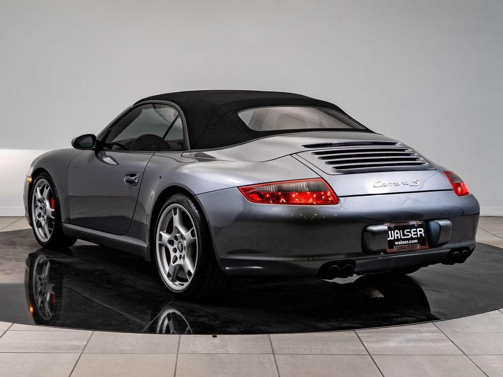 Used 2006 Porsche 911 Carrera S RWD image 3