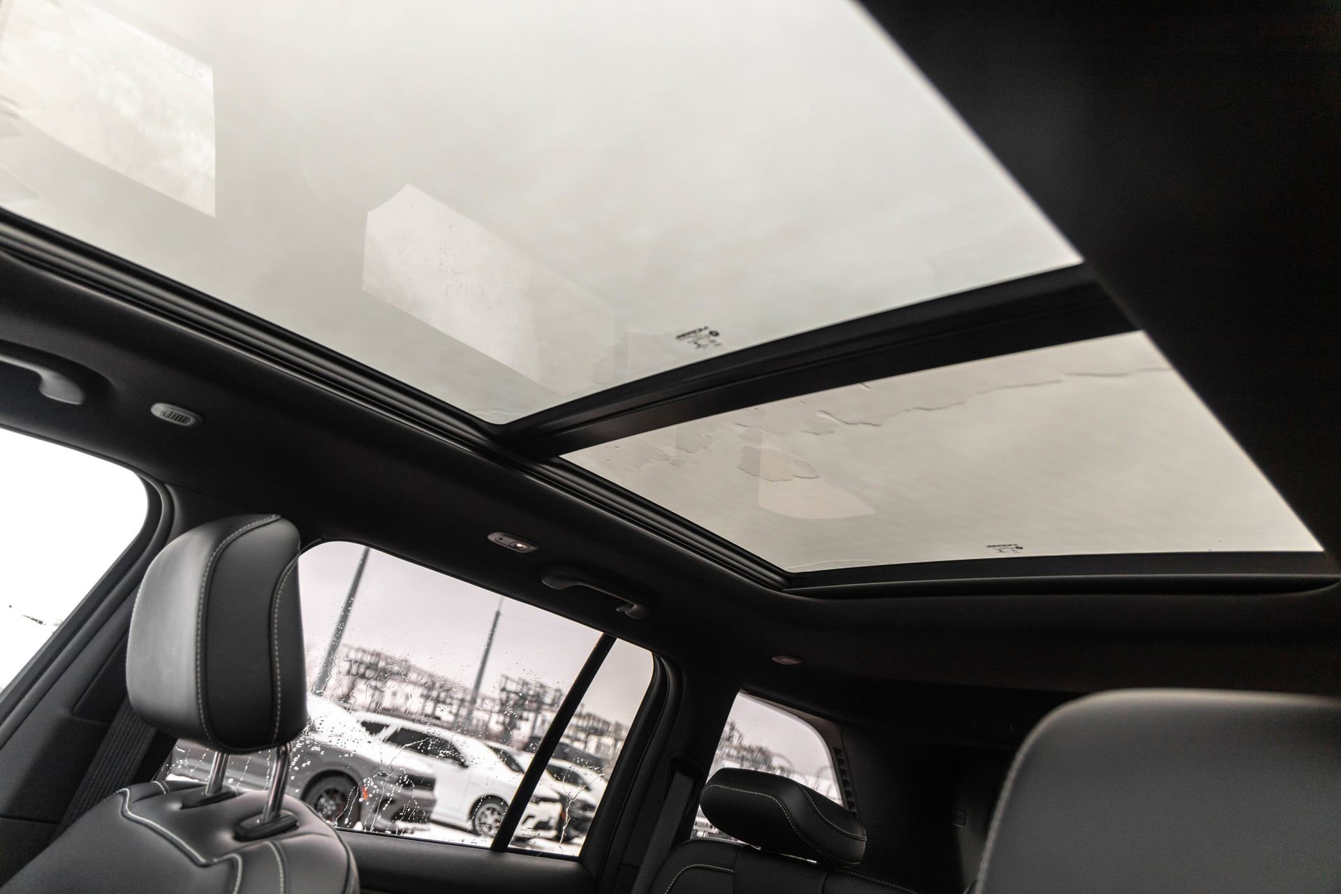 New 2025 Jeep Grand Cherokee Limited image 8