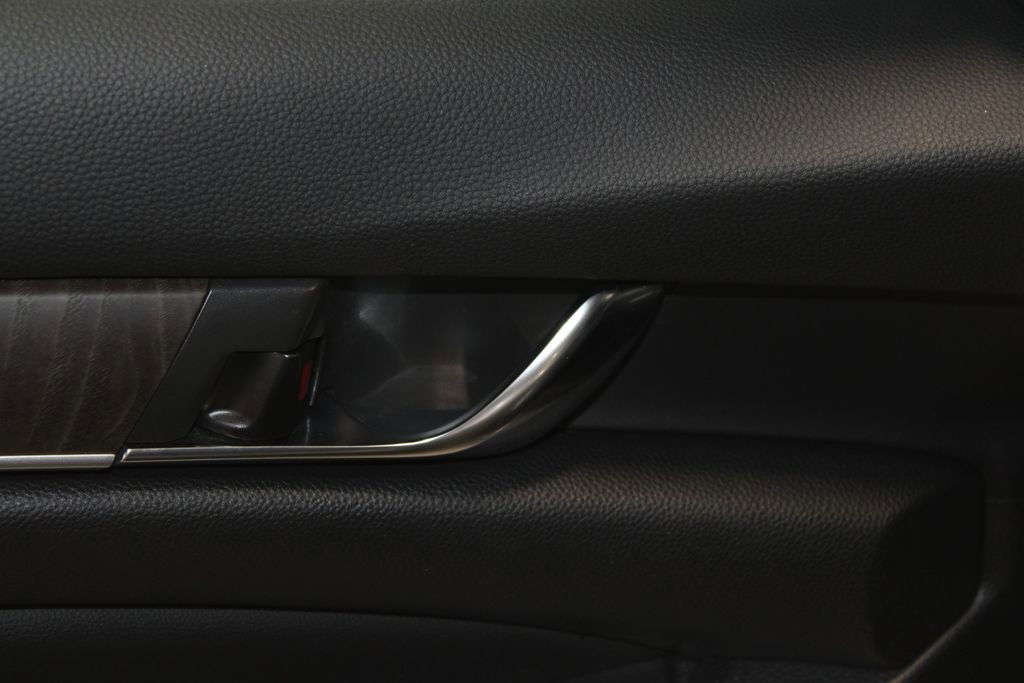 Used 2020 Honda Accord EX image 8