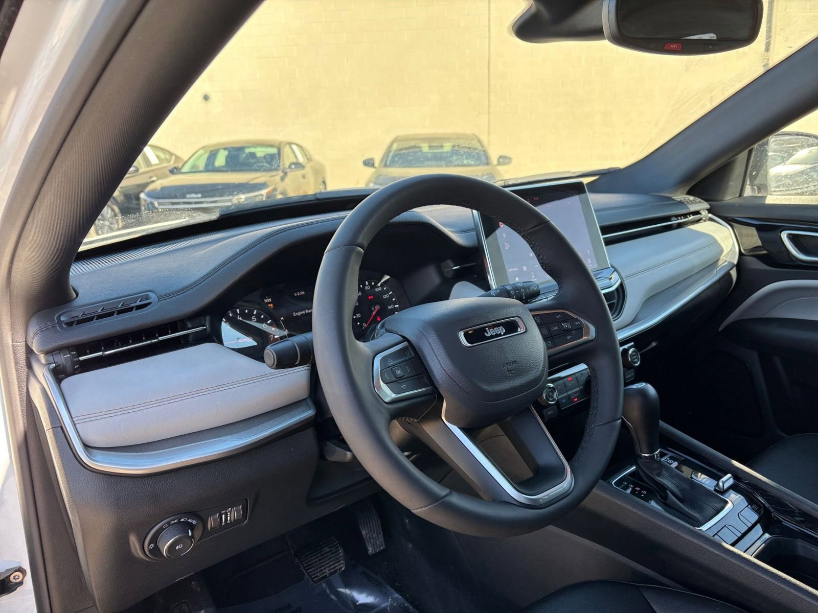 Used 2025 Jeep Compass Limited AWD/4WD image 36