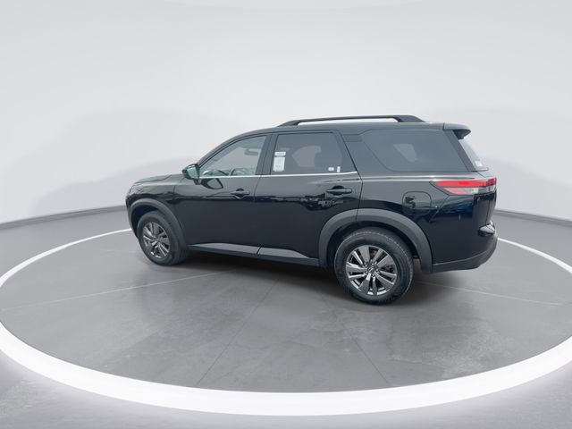 Certified 2025 Nissan Pathfinder SV FWD image 6