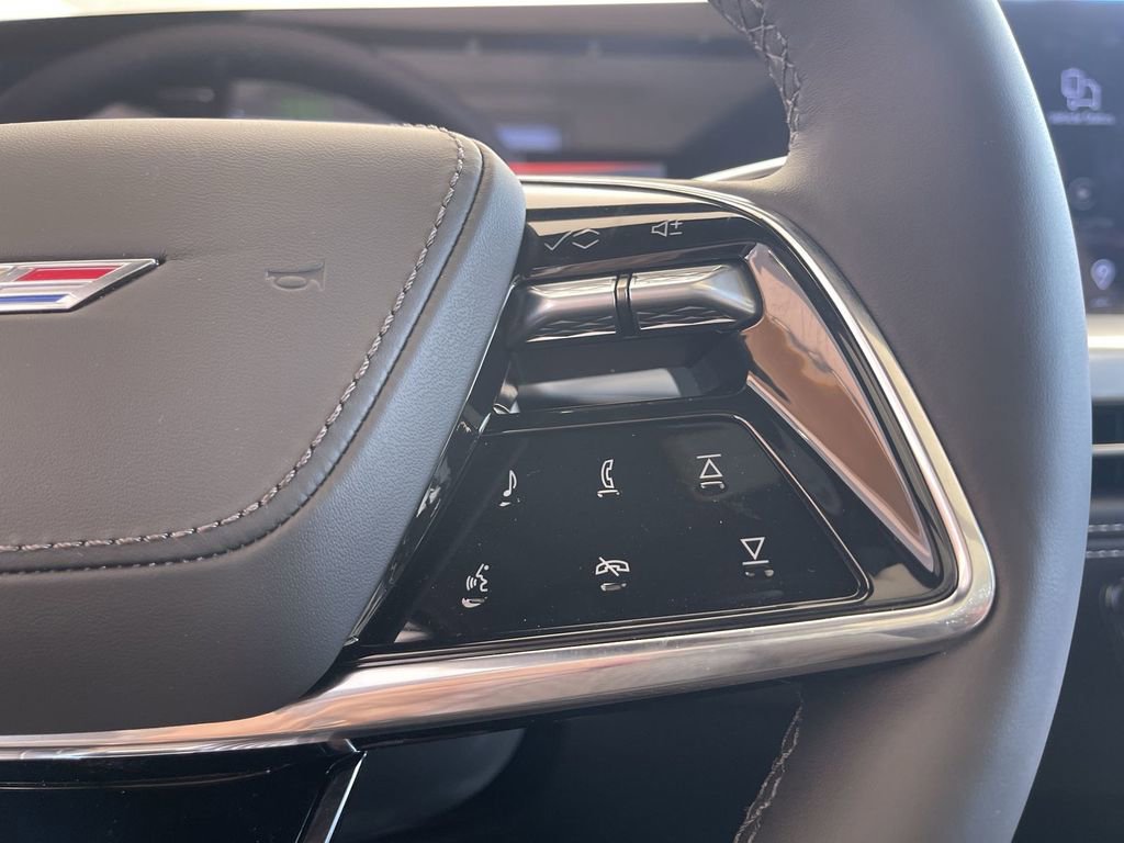 New 2026 Cadillac Escalade ESV V w/ LPO, ONYX Package image 13