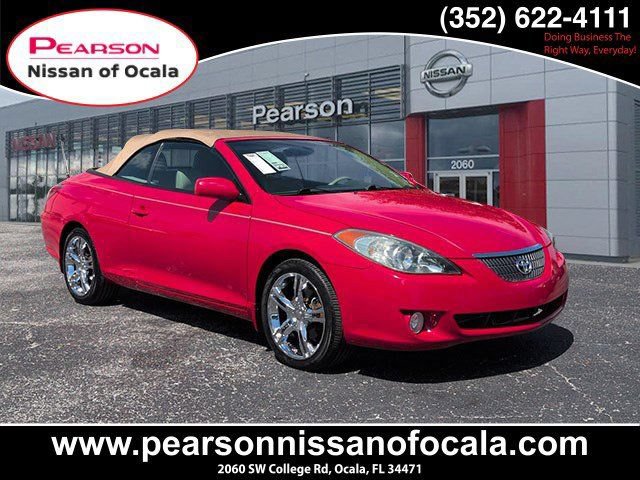 Used 2005 Toyota Solara SLE FWD image 1