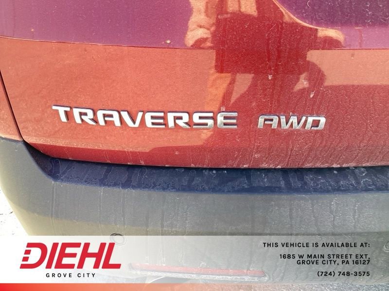 Used 2020 Chevrolet Traverse LT w/ Driver Confidence II Package image 12