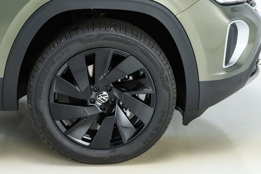 New 2026 Volkswagen Atlas SE image 14