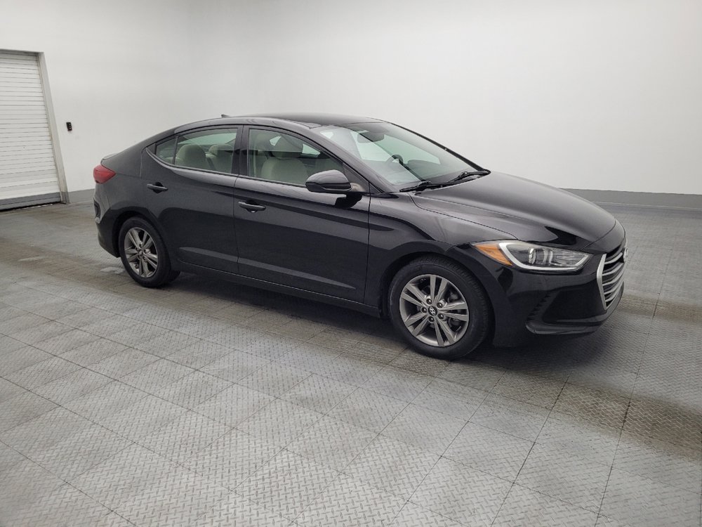 Used 2017 Hyundai Elantra SE image 11