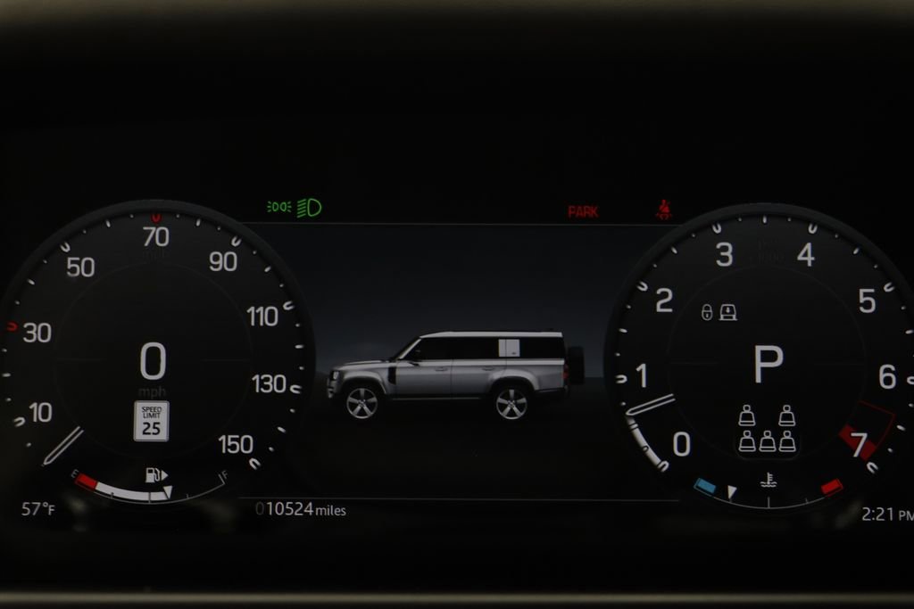Used 2025 Land Rover Defender 130 S image 8