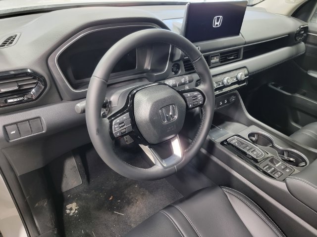 New 2026 Honda Pilot Touring image 10