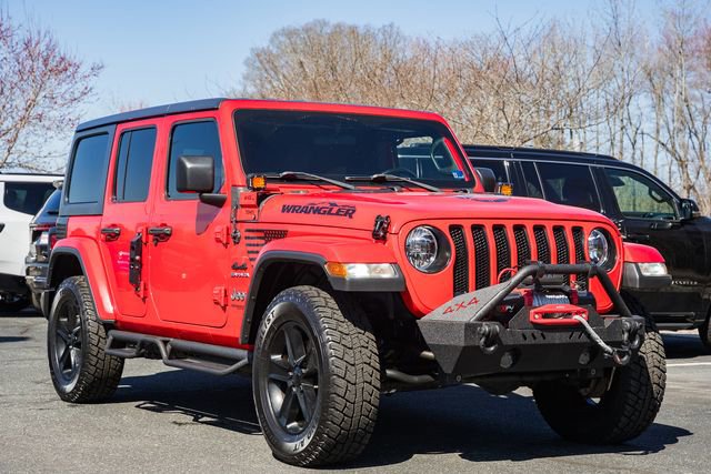 Used 2021 Jeep Wrangler Unlimited Sahara image 2