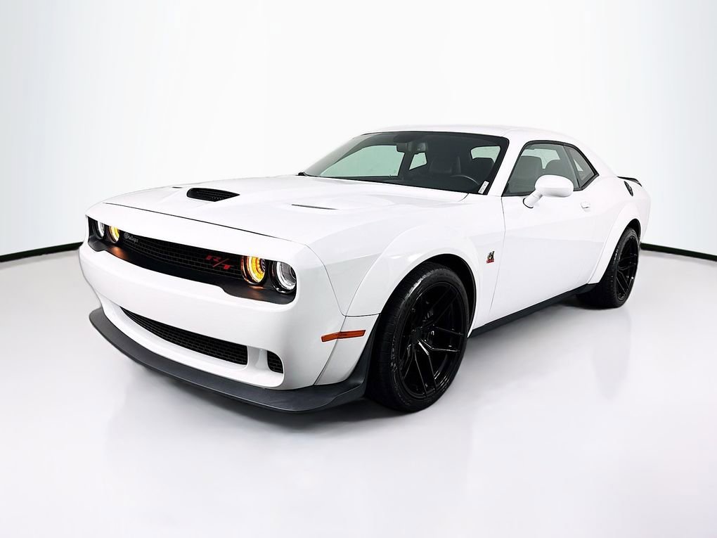 Used 2023 Dodge Challenger R/T Scat Pack image 3