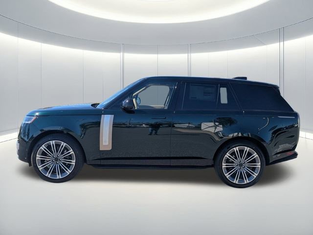 New 2026 Land Rover Range Rover SV image 8