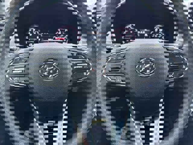 Certified 2022 Hyundai Santa Fe SEL image 9