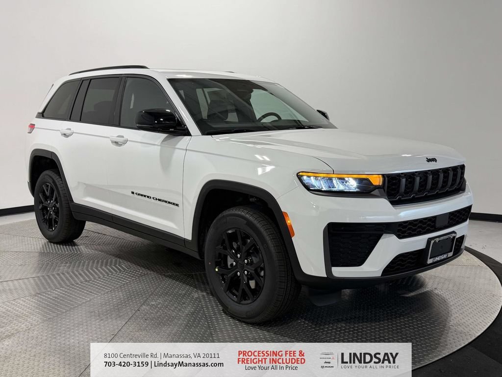 New 2026 Jeep Grand Cherokee Altitude
