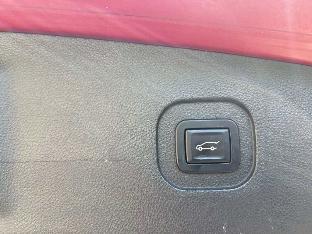 Used 2013 Chevrolet Equinox LTZ image 32