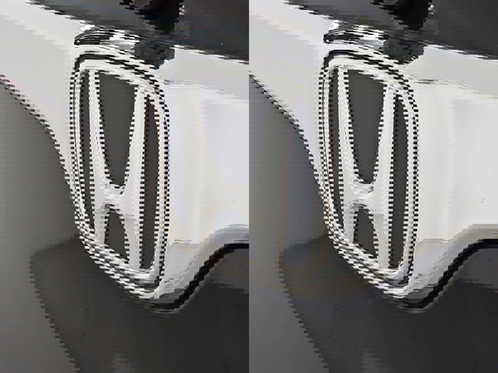 Used 2019 Honda CR-V Touring image 11