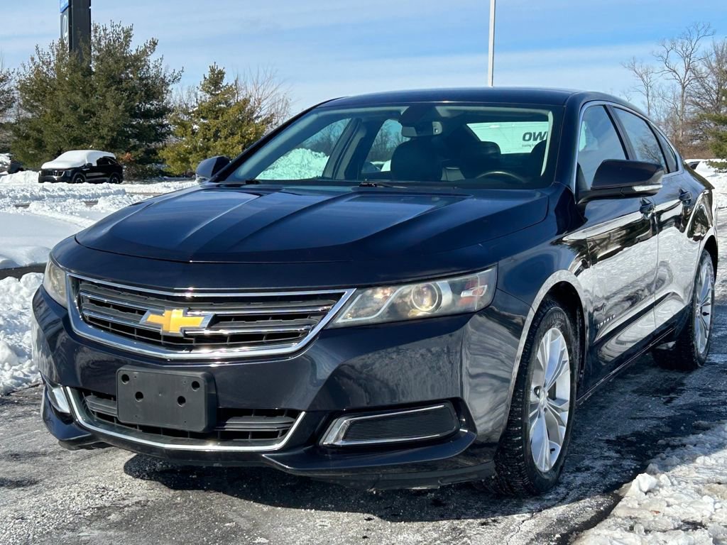 Used 2014 Chevrolet Impala LT w/ Convenience Package image 3
