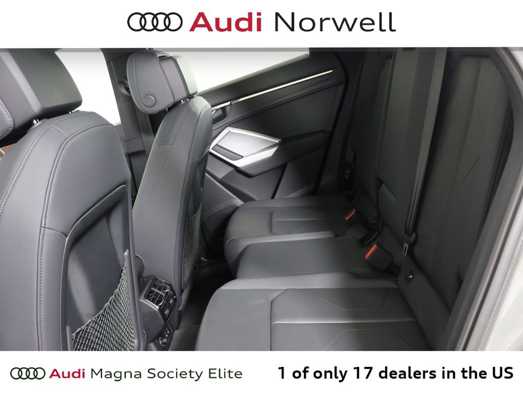 Used 2023 Audi Q3 2.0T Premium w/ Convenience Package AWD/4WD image 22