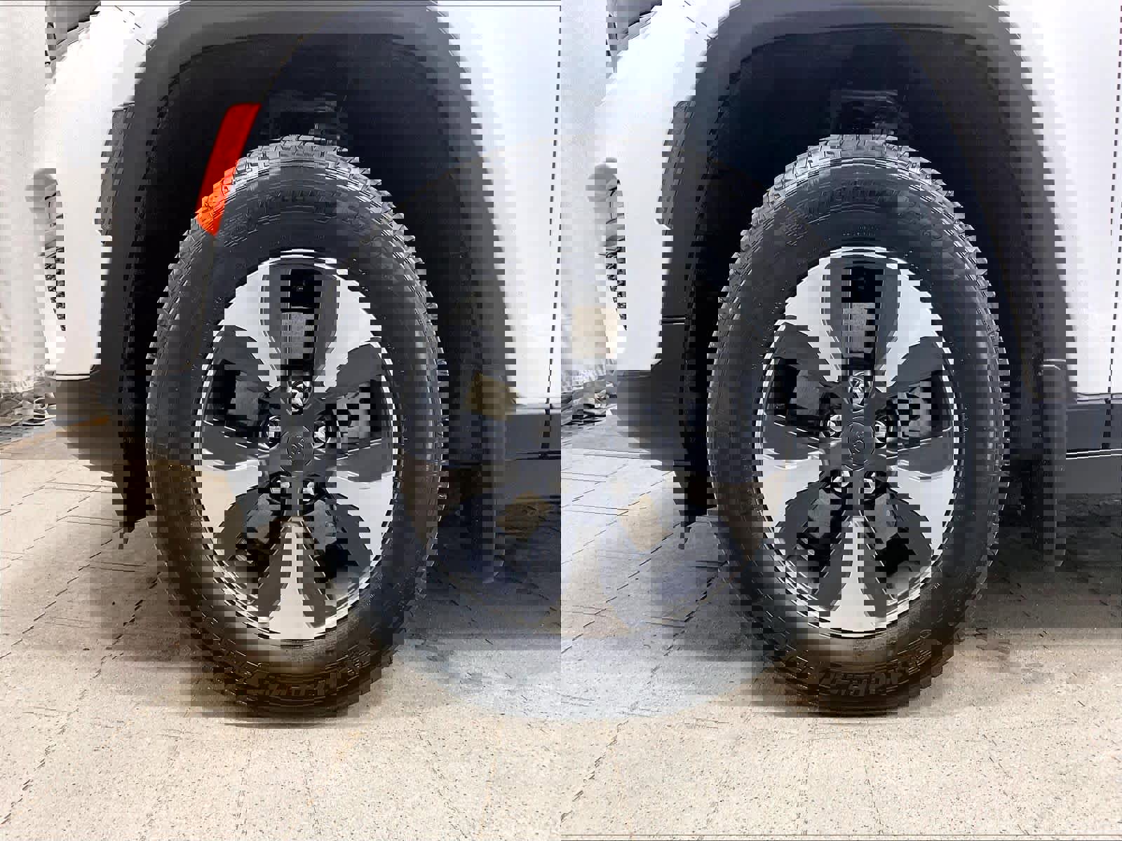 Used 2022 Jeep Grand Cherokee Limited 4xe w/ MOPAR Finishing Package AWD/4WD image 7