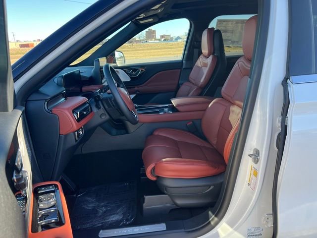 New 2026 Lincoln Aviator Reserve image 9