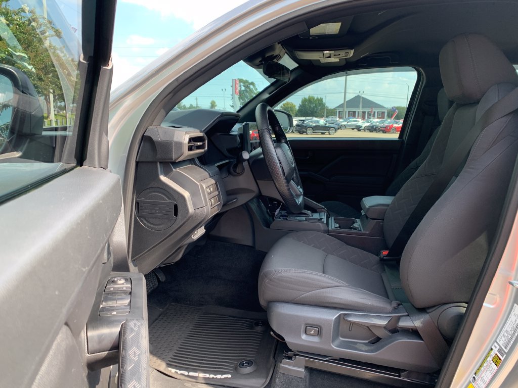 Used 2024 Toyota Tacoma SR RWD image 23