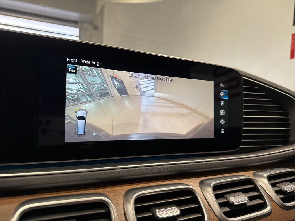 Used 2023 Mercedes-Benz GLS 450 4MATIC w/ AMG Line Exterior image 27