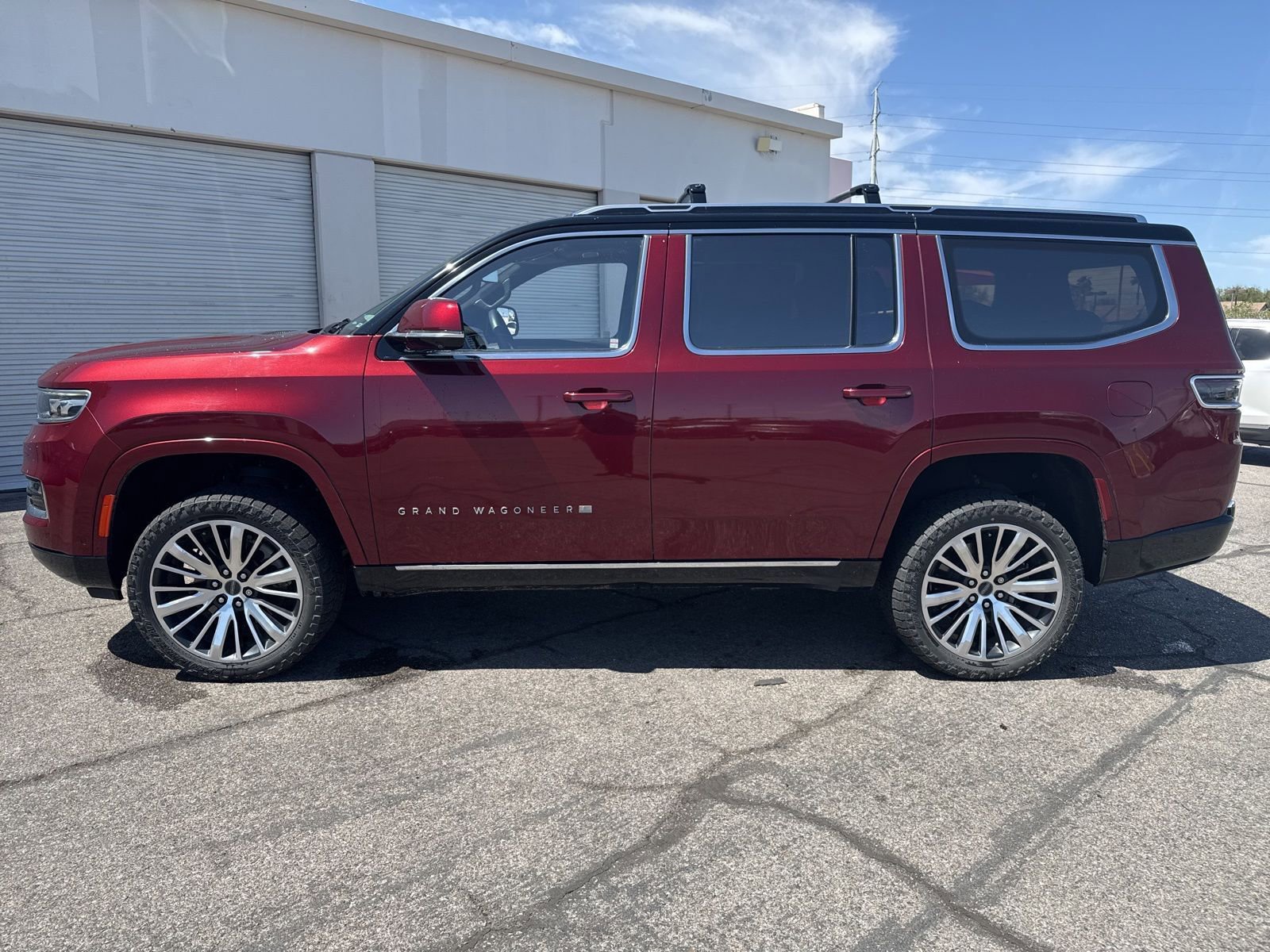 Used 2022 Jeep Grand Wagoneer Series III AWD/4WD image 8