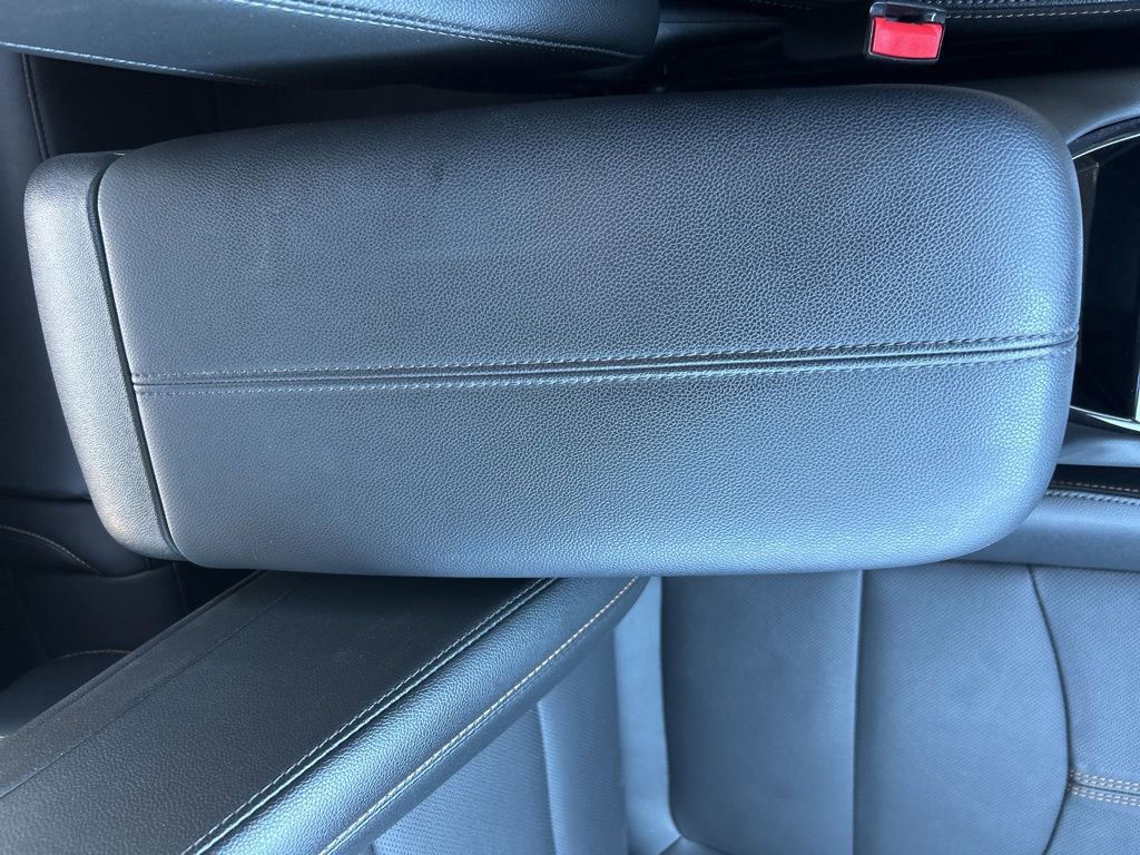 Used 2023 Chevrolet Equinox Premier image 39