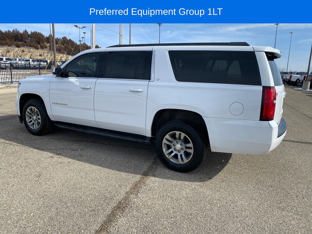 Used 2020 Chevrolet Suburban LT image 4