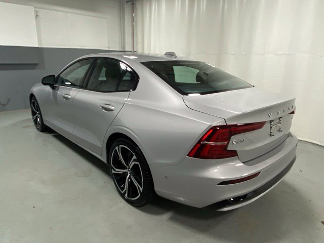 Certified 2024 Volvo S60 B5 Ultimate w/ Climate Package AWD/4WD image 2