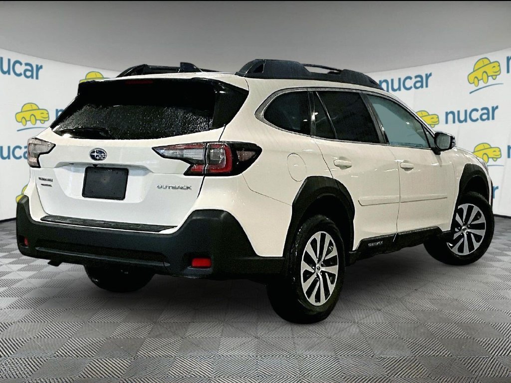 Used 2024 Subaru Outback Premium AWD/4WD image 6