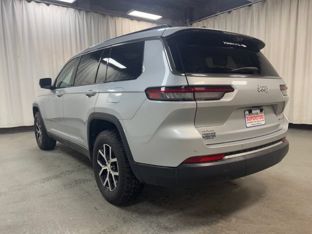 Used 2024 Jeep Grand Cherokee L Limited w/ Luxury Tech Group II AWD/4WD image 6